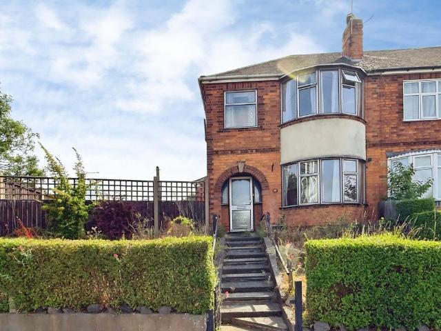 House for sale in Oadby, Leicestershire
