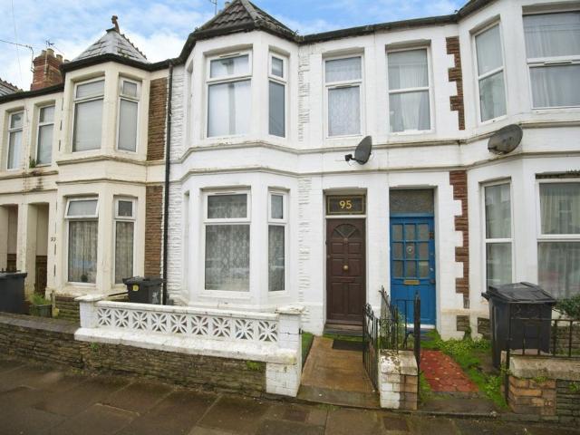 House for sale in Plasnewydd, Falcon Lodge