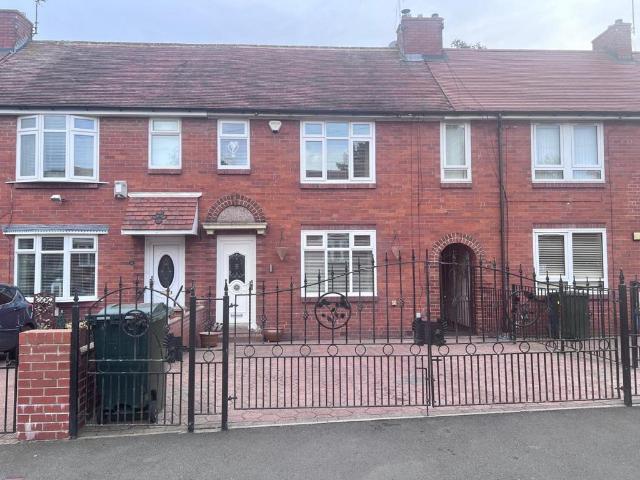 House for sale in Cowgate, Newcastle upon Tyne