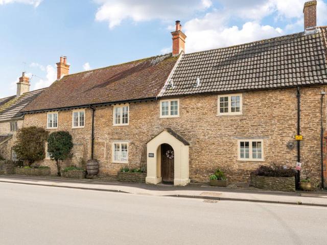 House for sale in Stalbridge