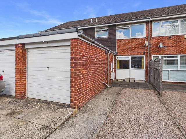 House for sale in Wotton Pitch, Gloucester