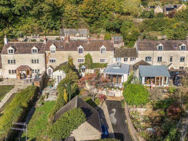 House for sale in Ham Butts, Stroud