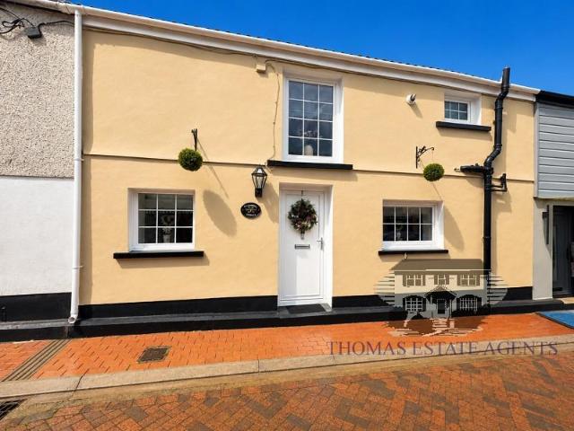 House for sale in Penygraig, Wales