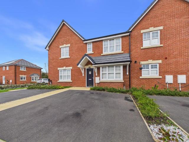 House for sale in Lea, Higher Bartle