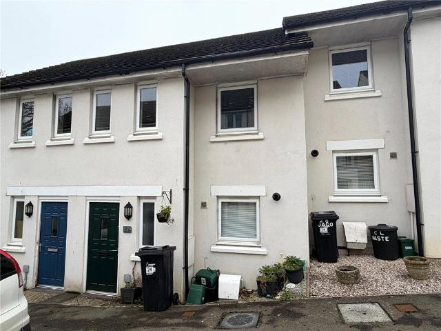 House for sale in Lamellion, Cornwall