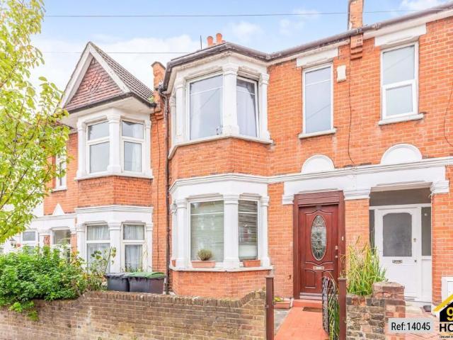 House for sale in Scotch Estate, Greater London