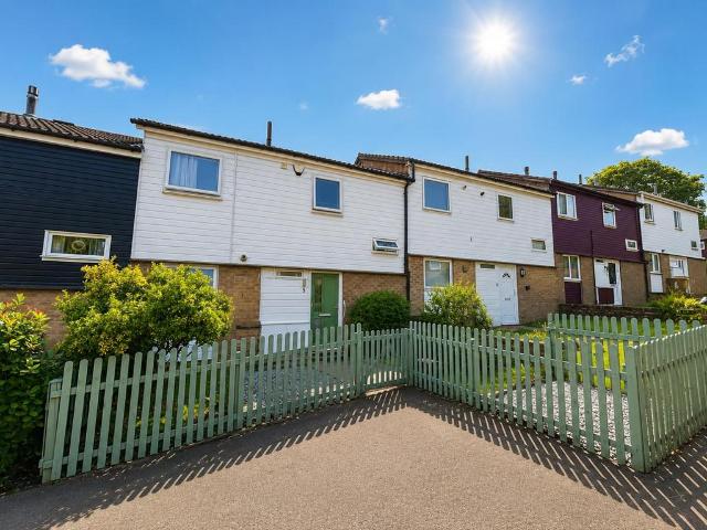 House for sale in Thorplands, Northampton