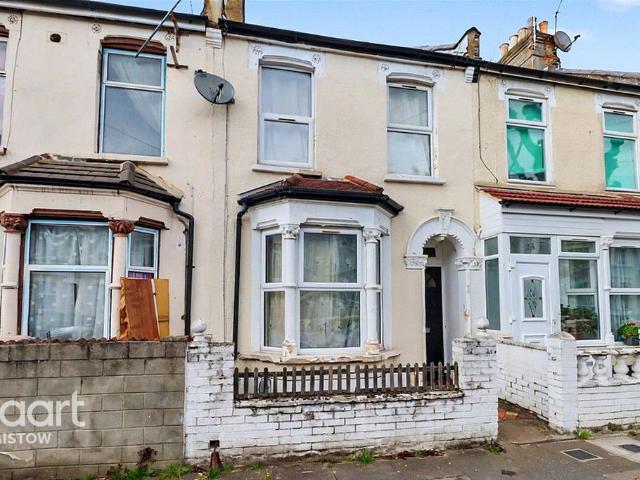 House for sale in Upton Park, Greater London