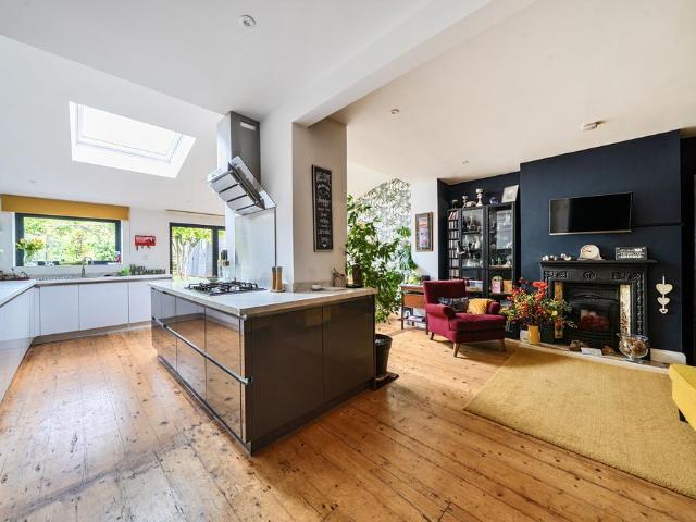 House for sale in Feckenham, City Of Bristol