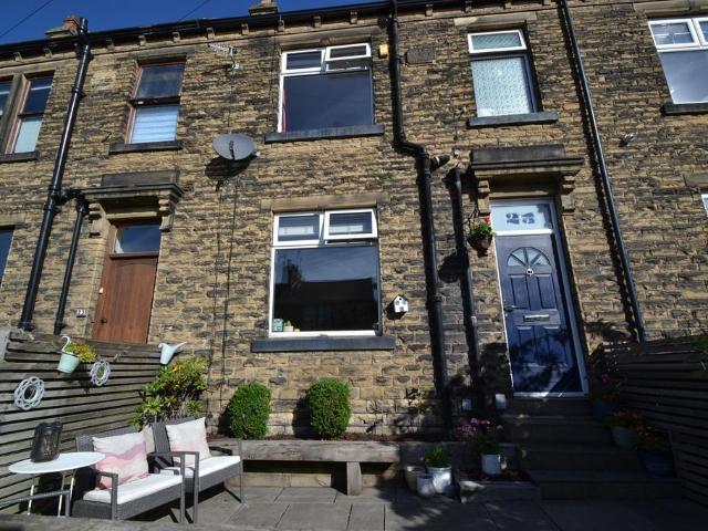 House for sale in Baildon, West Yorkshire