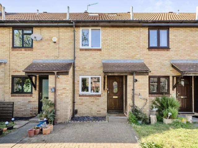 House for sale in London Borough of Merton, Mitcham