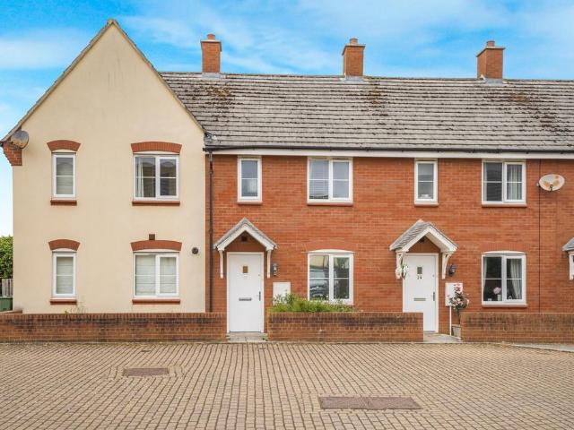 House for sale in Uckington, Pamington
