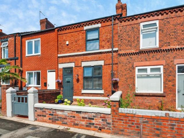 House for sale in Denton's Green, St Helens
