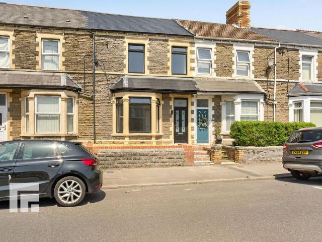 House for sale in Gibbonsdown, Barry