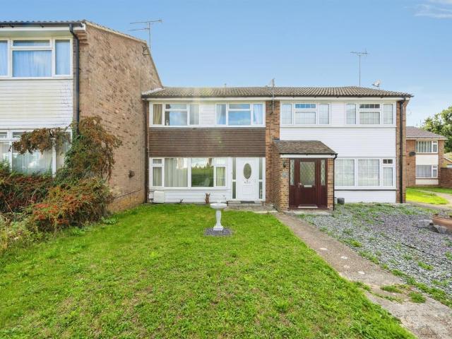 House for sale in Caddington, Central Bedfordshire