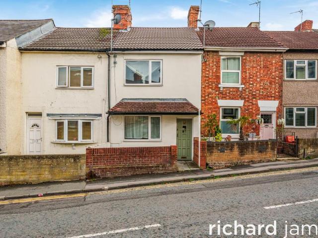 House for sale in Old Town, Swindon