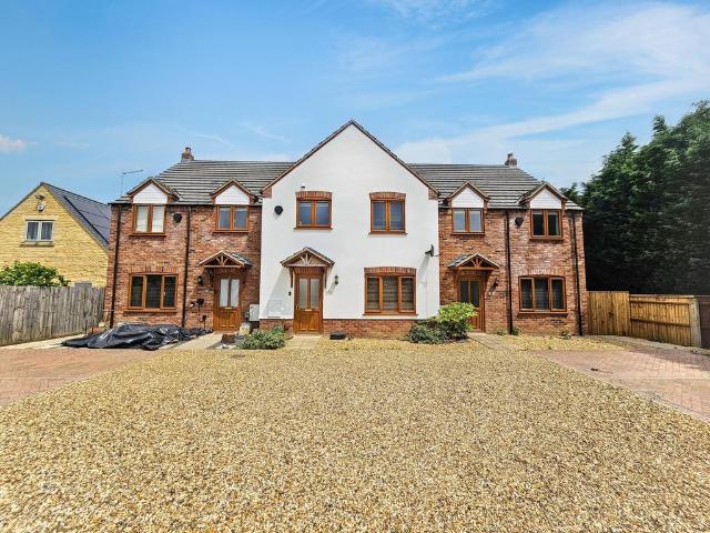 House for sale in Coates, Four Gotes