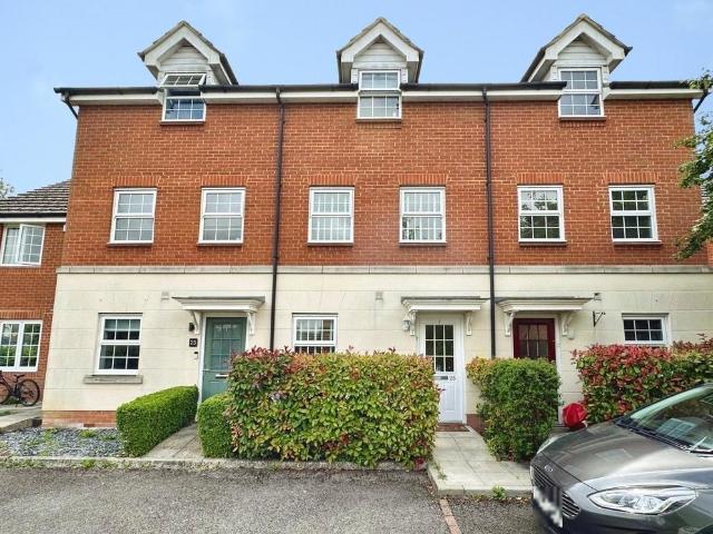House for sale in Winnersh