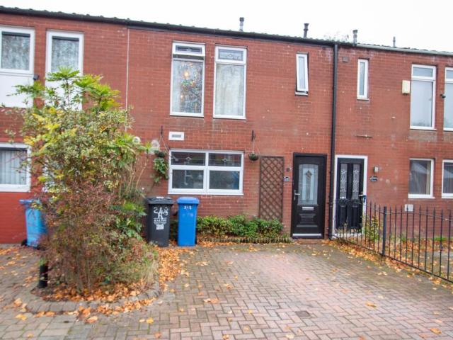 House for sale in Palacefields, Halton