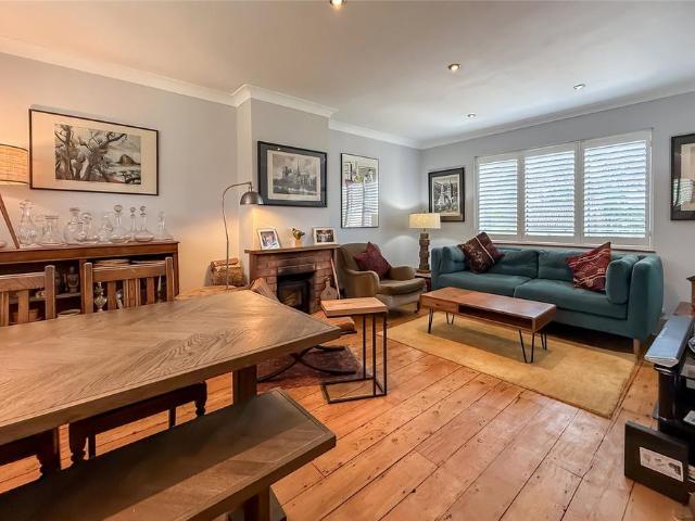 House for sale in Five Acres, Hertfordshire