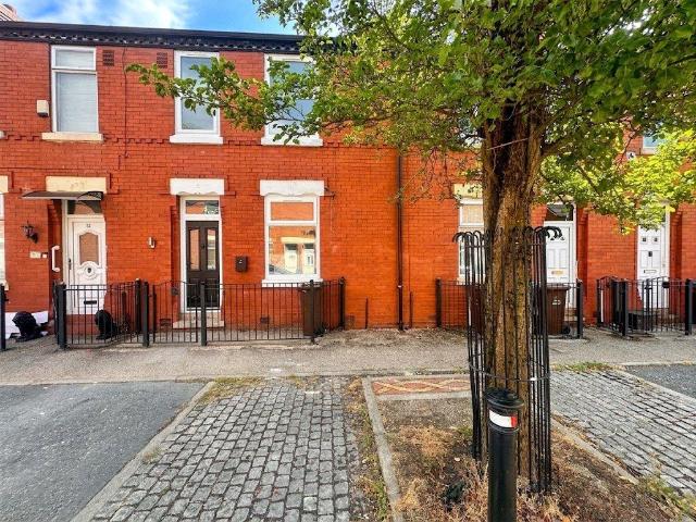 House for sale in Georgia, Greater Manchester