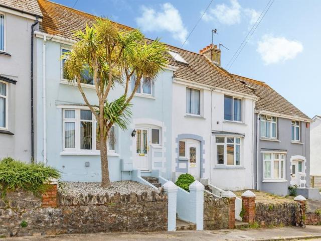 House for sale in Foxhole, Livermead
