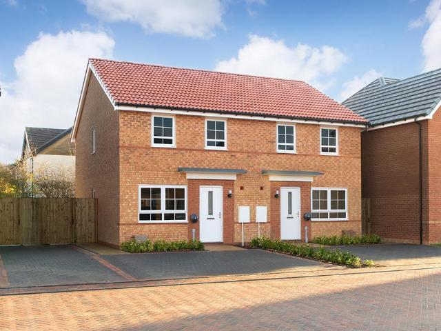 House for sale in Chickenley, Dewsbury