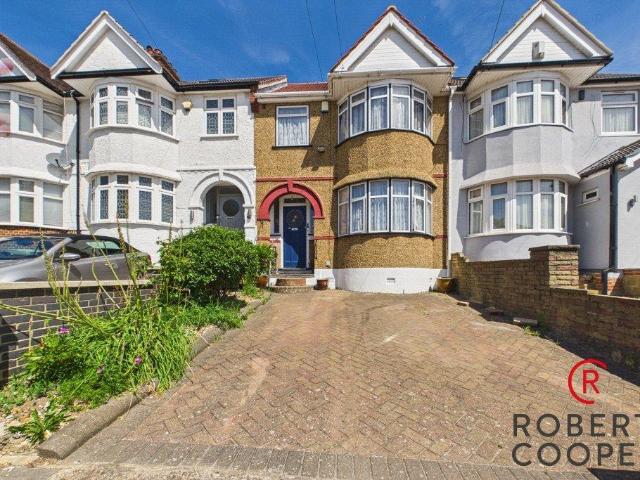 House for sale in Kingsbury, Greater London