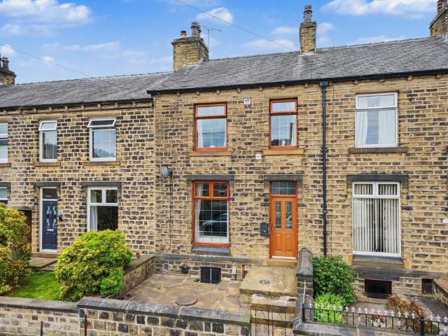 House for sale in Cowlersley, West Yorkshire
