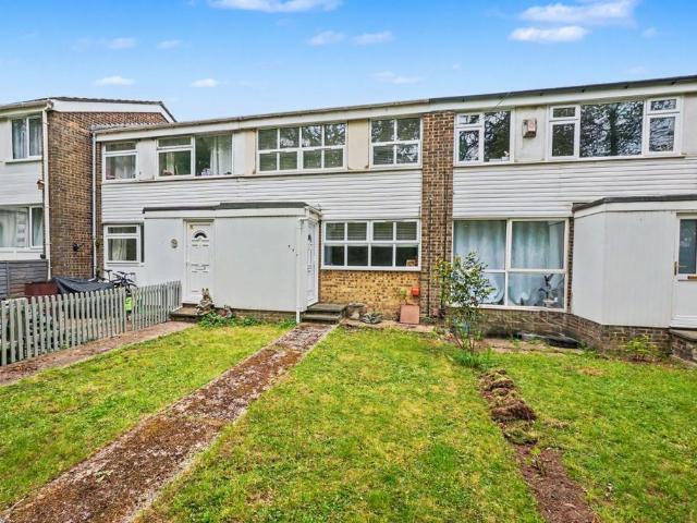 House for sale in Farthing Corner, Gillingham