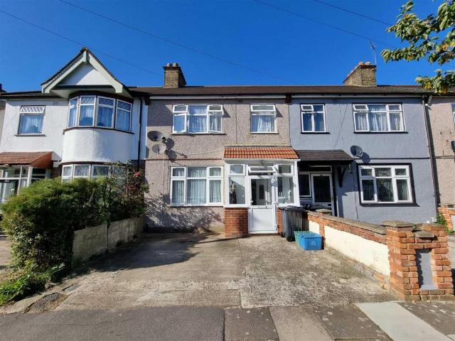 House for sale in Loxford, Seven Kings