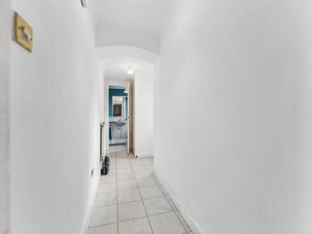 Cottage for sale in Muirend, Scotland