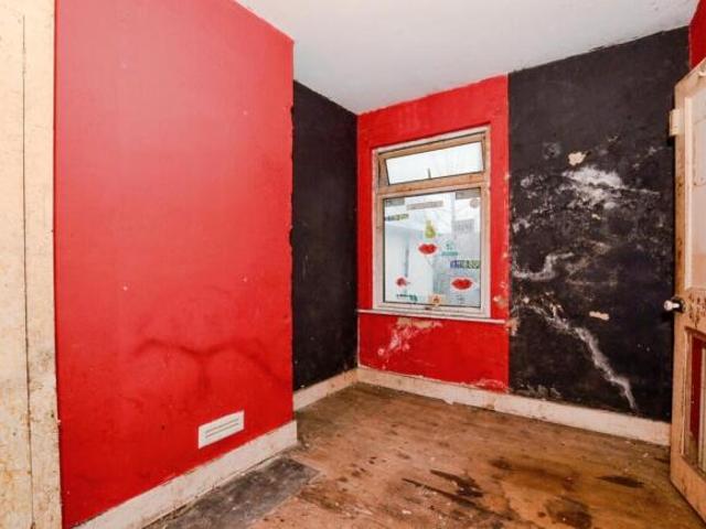 Cottage for sale in Holywell Estate, Watford