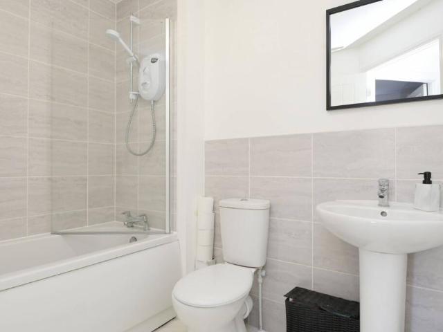 Terraced House for sale in Gilmerton