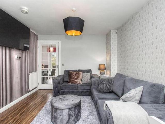 Cottage for sale in Cambuslang, Scotland