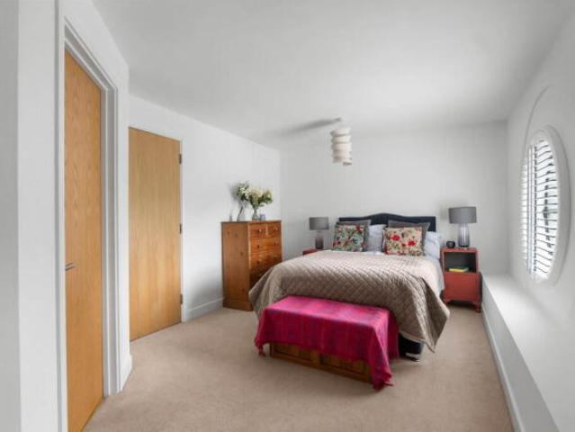 Cottage for sale in Lower Wick, Worcestershire