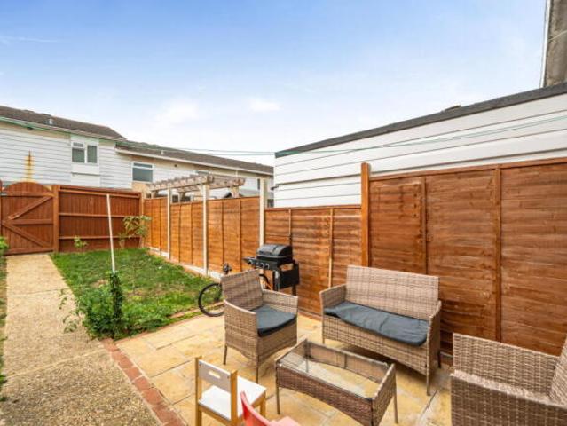 Cottage for sale in Basingstoke, Basingstoke and Deane