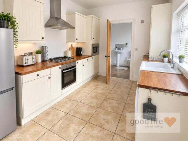 Cottage for sale in Barnes, Greater London