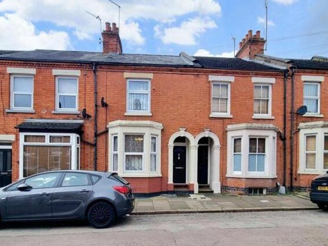 House for sale in Northampton, Northamptonshire