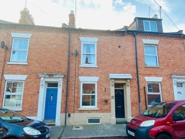 House for sale in Northampton, Northamptonshire