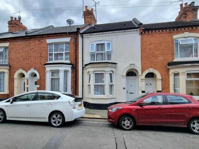 House for sale in Northampton, Northamptonshire