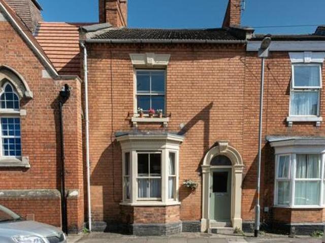 House for sale in Northampton, Northamptonshire