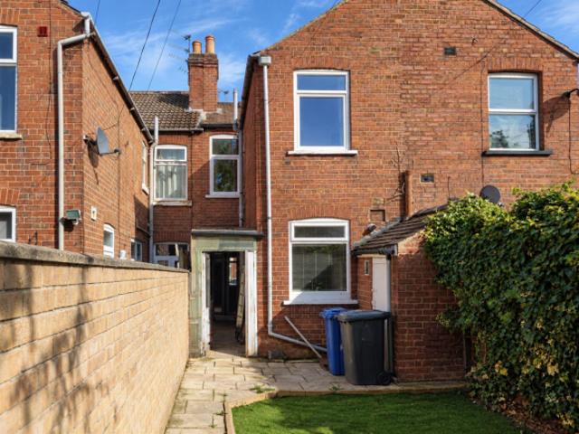 Cottage for sale in Hexthorpe, Doncaster