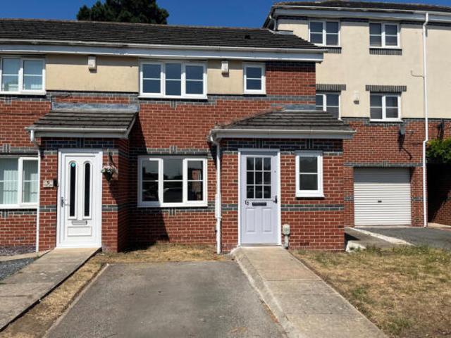 Cottage for sale in Longhill, Hull