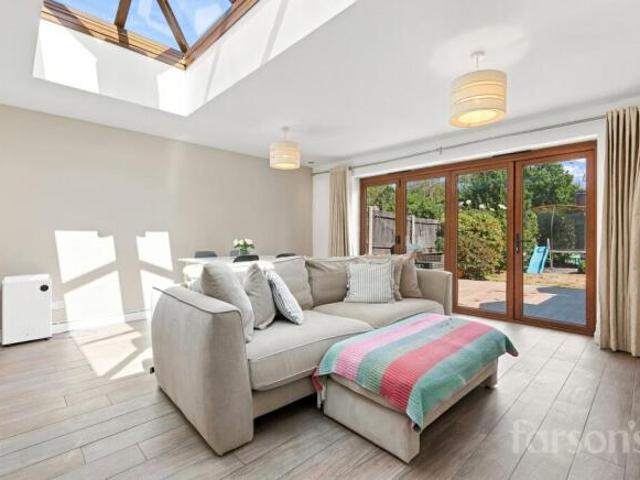 Cottage for sale in Pilgrims' Hatch, Navestock Side