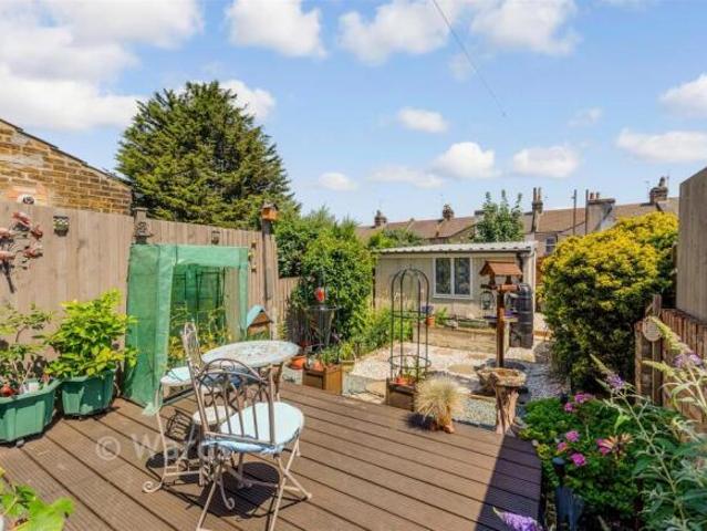 Cottage for sale in Erith, Greater London