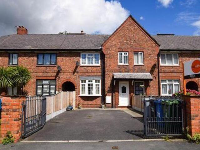 House for sale in Altrincham, Trafford