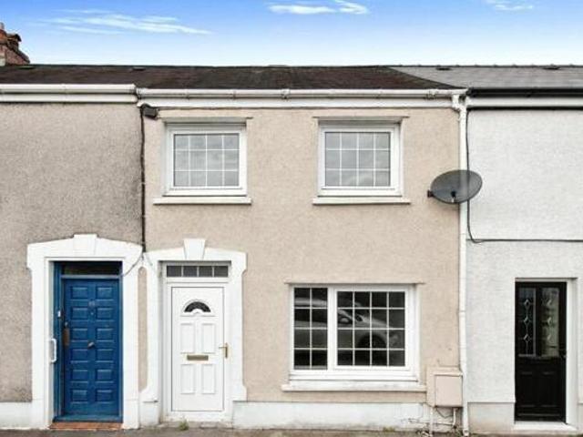 House for sale in Ammanford, Wales
