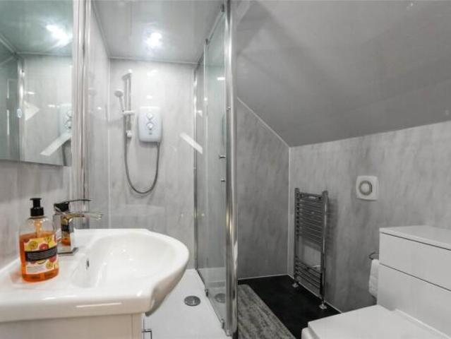 Cottage for sale in Knightswood, Scotland