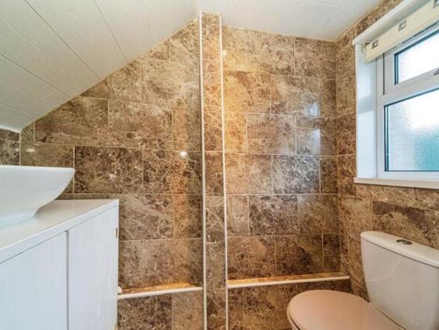 Cottage for sale in Toryglen, Scotland
